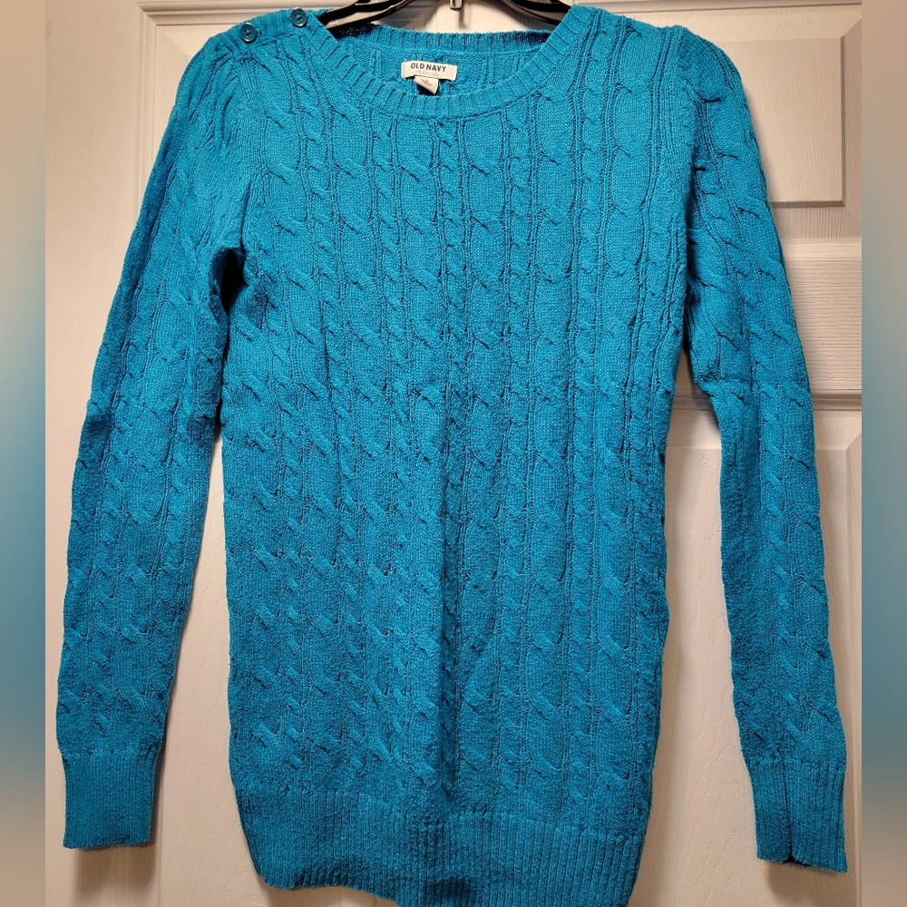 Old Navy blue cable sweater. XS